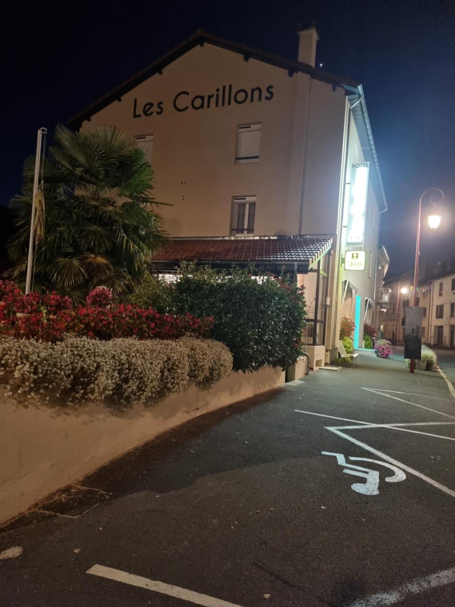 Logis Hotel Restaurant Les Carillons Cransac Luaran gambar