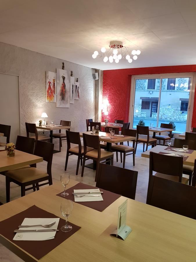 Logis Hotel Restaurant Les Carillons Cransac Luaran gambar